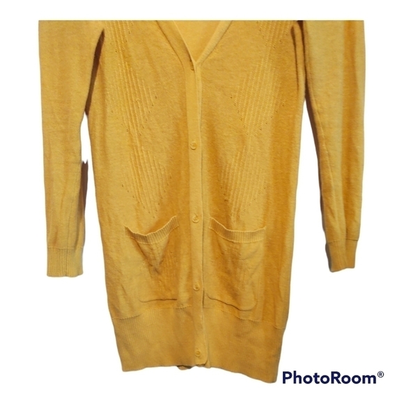BDG. Long dark yellow button front sweater women's medium front pockets - Picture 5 of 6